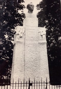 Monument Frantz Reichel in its pomp