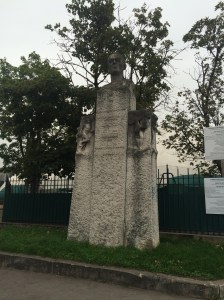 Shabby Monument Frantz Reichel 